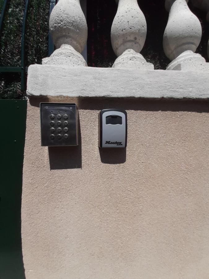 Maison 100 M2, Terrasse 25 M2, Clim, 3 Chbs Avec Tv, Parking Pierrelatte Exterior photo