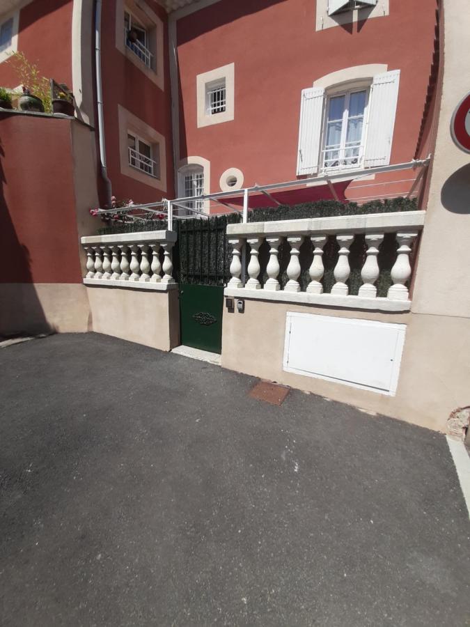 Maison 100 M2, Terrasse 25 M2, Clim, 3 Chbs Avec Tv, Parking Pierrelatte Exterior photo